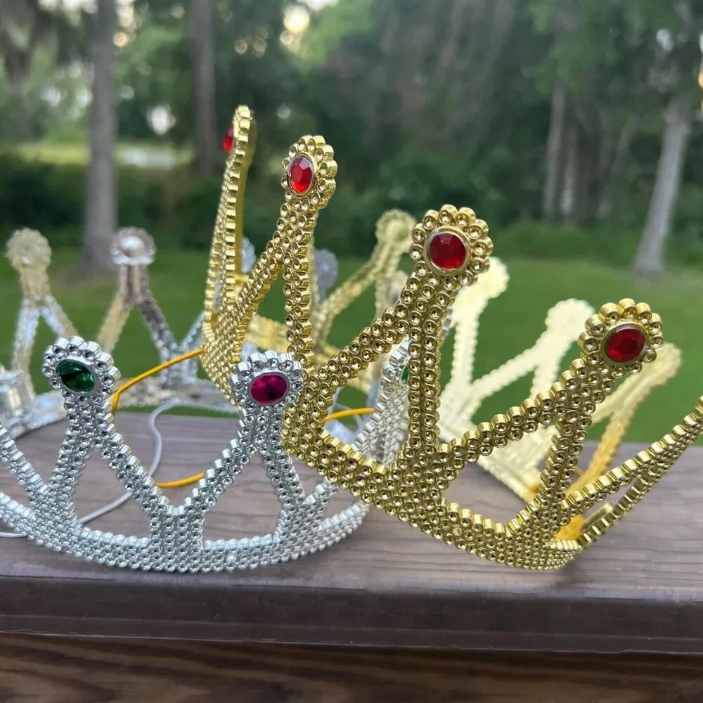King or Queen Gold or Silver Jeweled Plastic Crown Halloween Costume Accessory